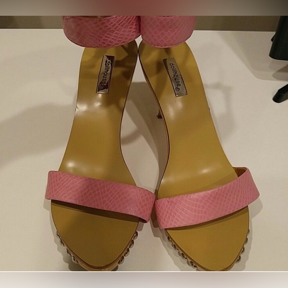 Dollhouse ankle strap studded pumps are a size 10. - Picture 11 of 11